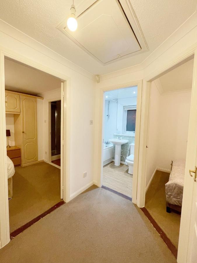 Cozy Nights Svp Detached House Villa Glasgow Exterior photo